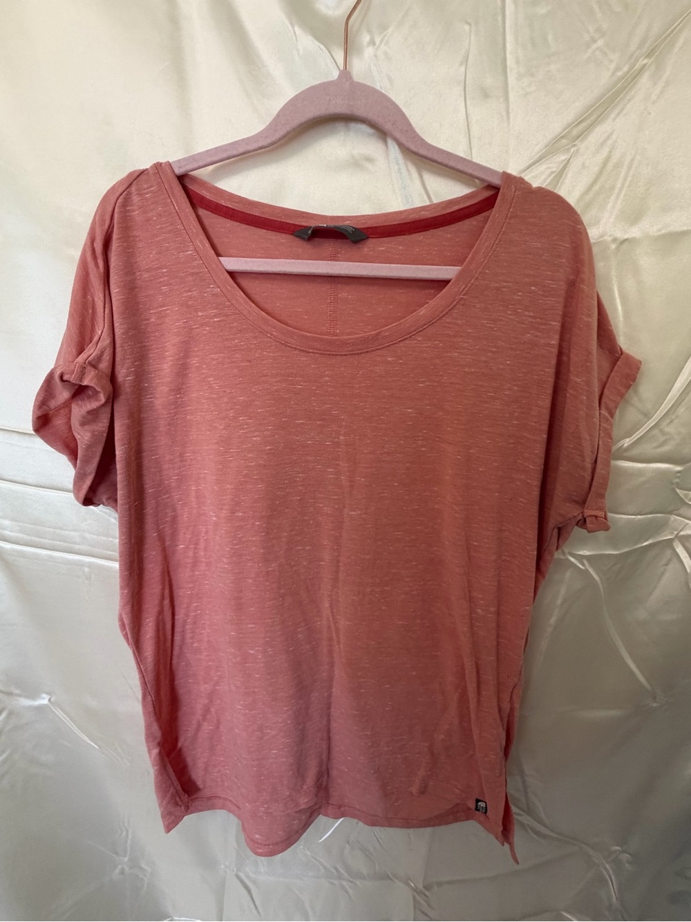 The North Face Women’s Large Pink Heather Short Sleeve Scoop Neck Relaxed Top
